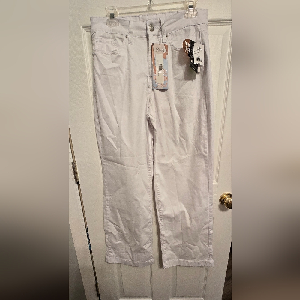 Royalty for Me High rise wide leg ladies pants.   NWT
